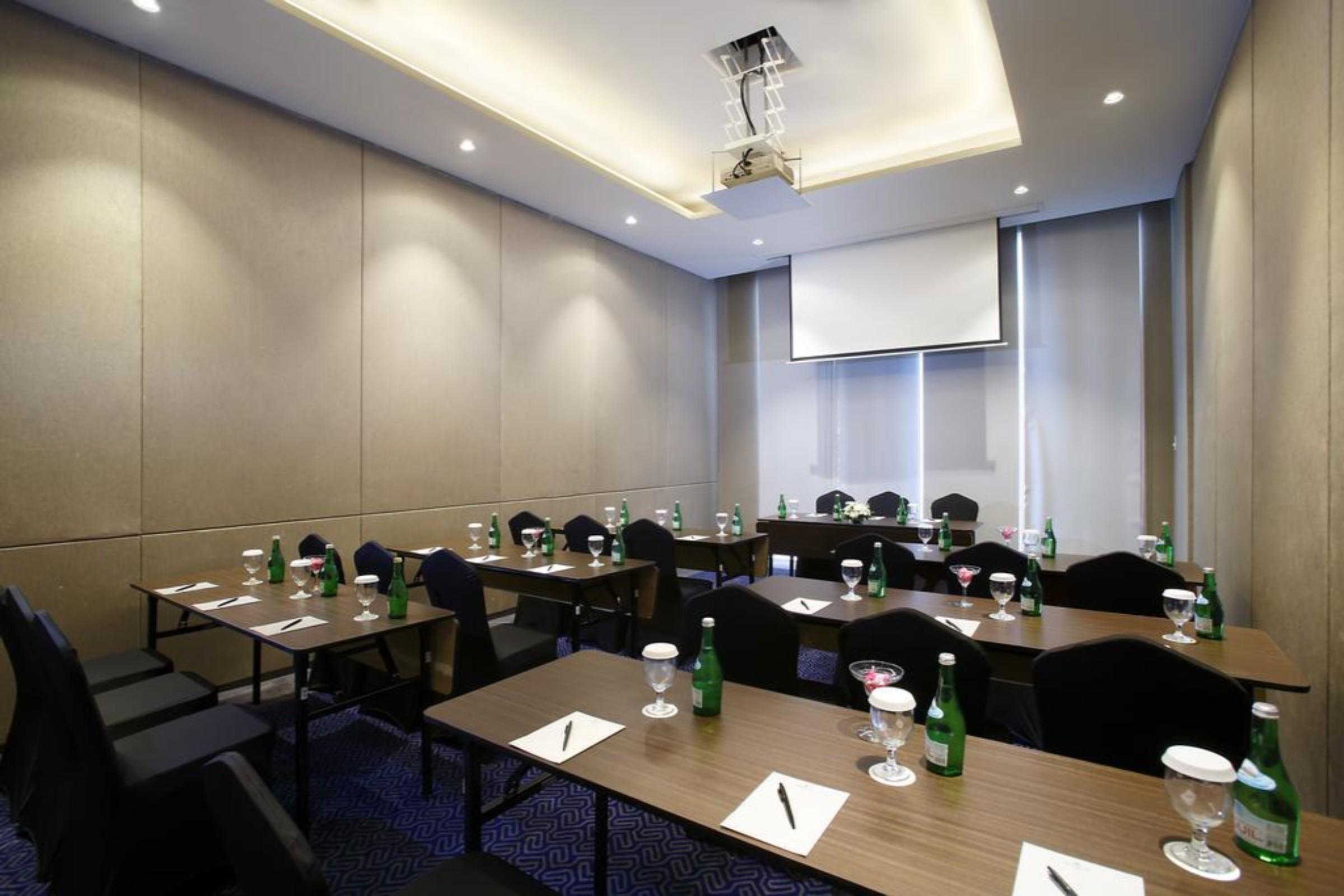 Hotel Grandhika Setiabudi Medan Extérieur photo